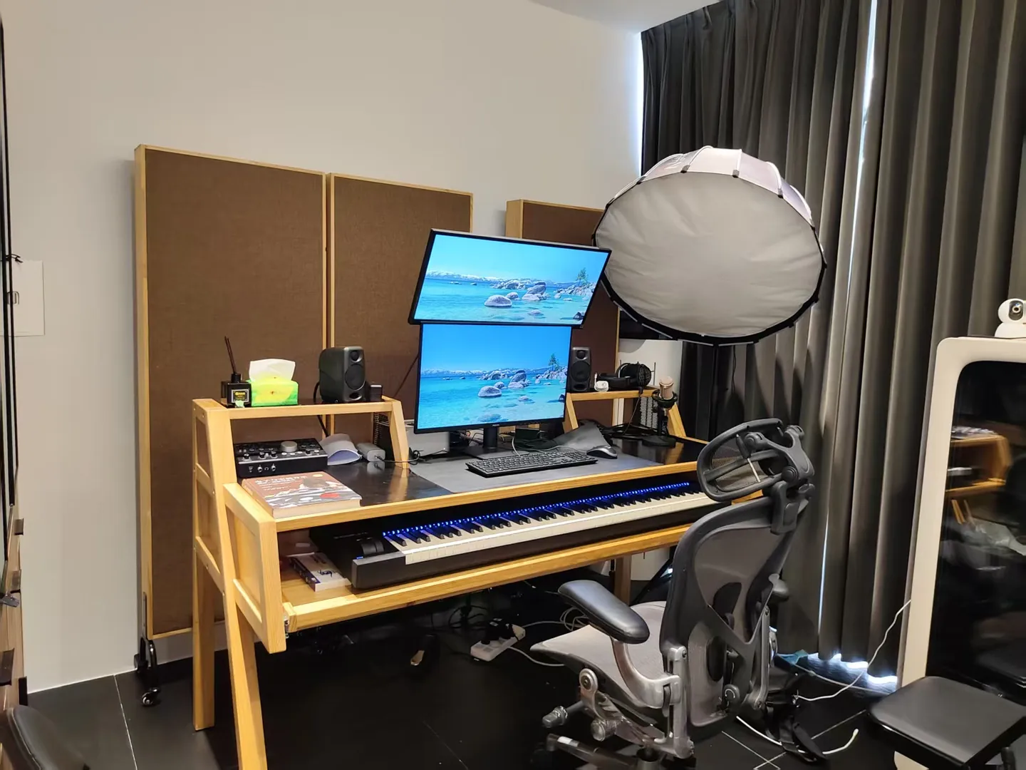 现阶段录音棚：制作人间