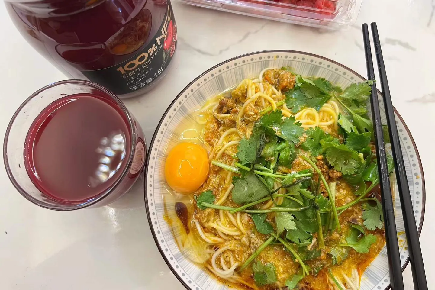 烹饪:肉沫米线